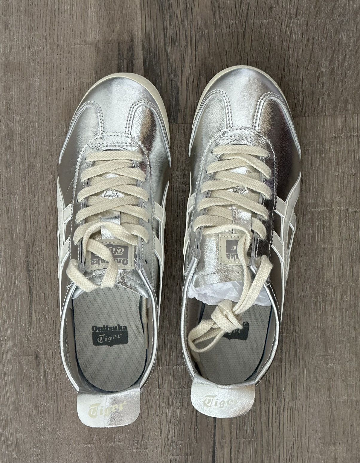 Onitsuka Tiger Onitsuka Tiger Mexico 66 'Chrome Silver’ Size US 5.5 / EU 38 - 2 Thumbnail