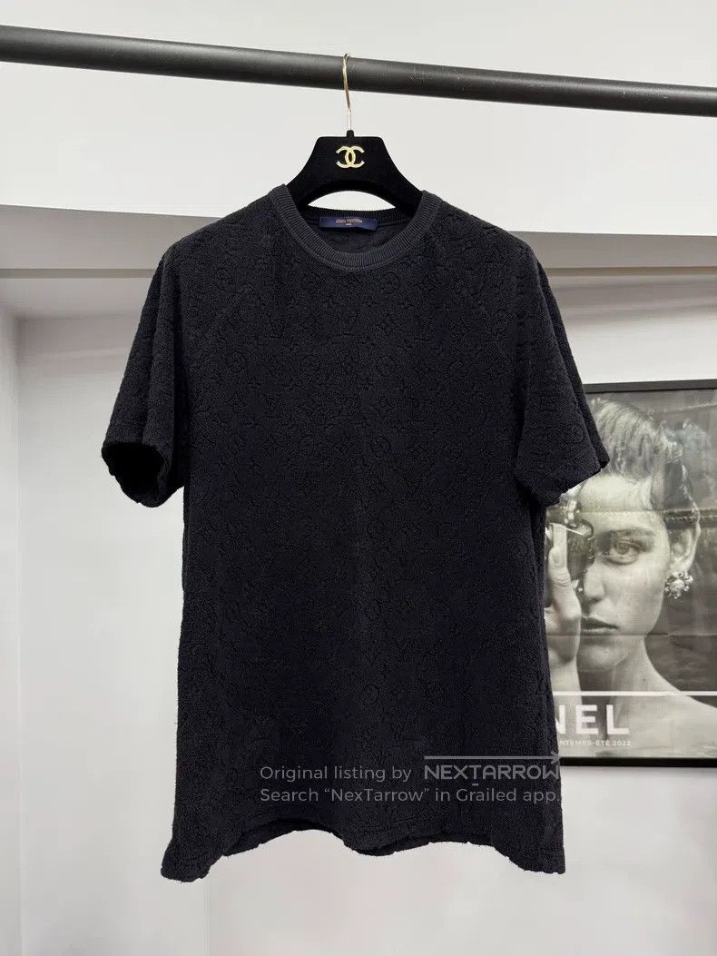 Louis Vuitton Louis Vuitton Black embossed presbyopic towel material sho Size US M / EU 48-50 / 2 - 1 Thumbnail
