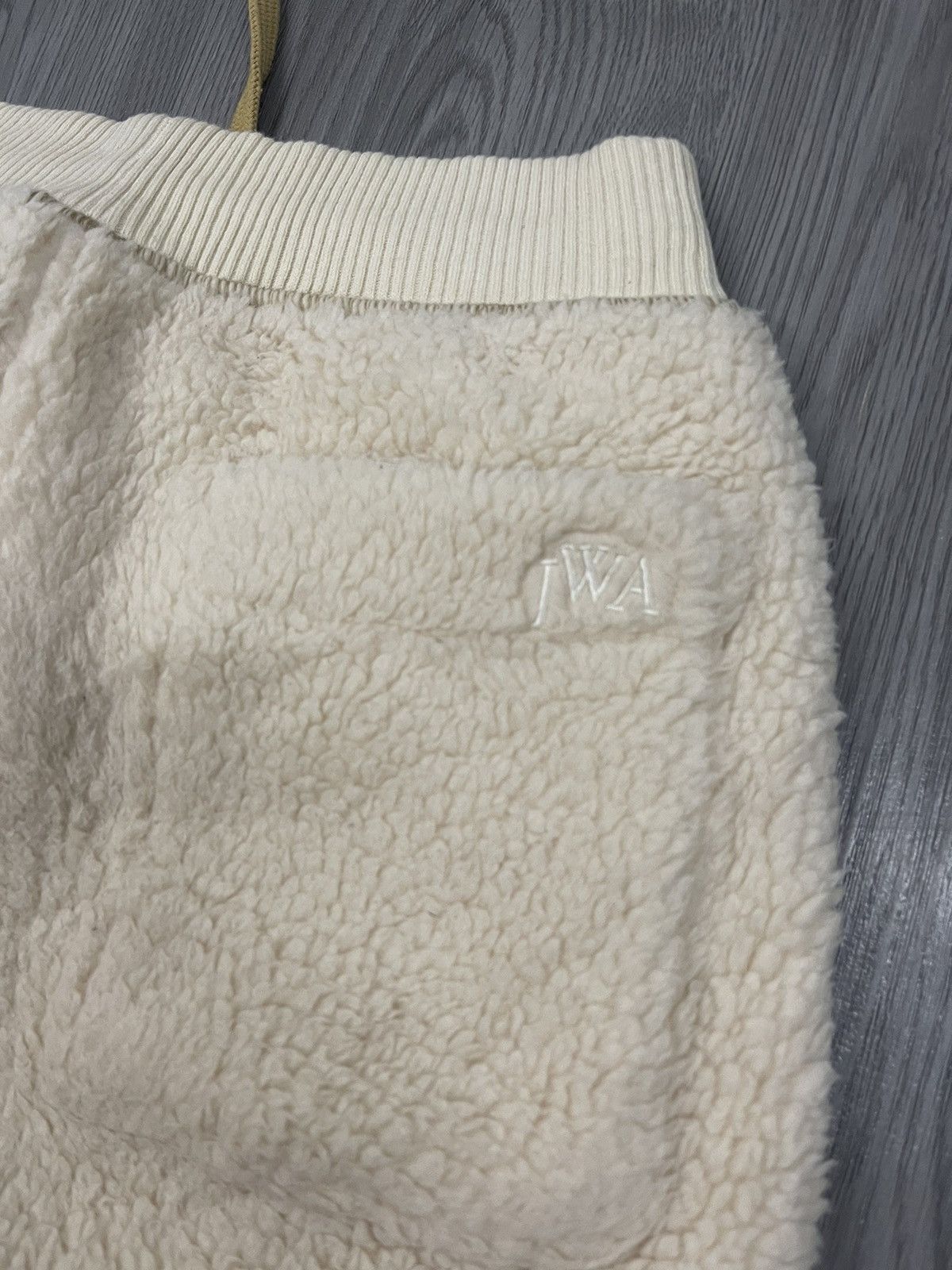 JW Anderson × Japanese Brand J.W Anderson Uniqlo Sherpa Pant Size US 29 - 6 Thumbnail