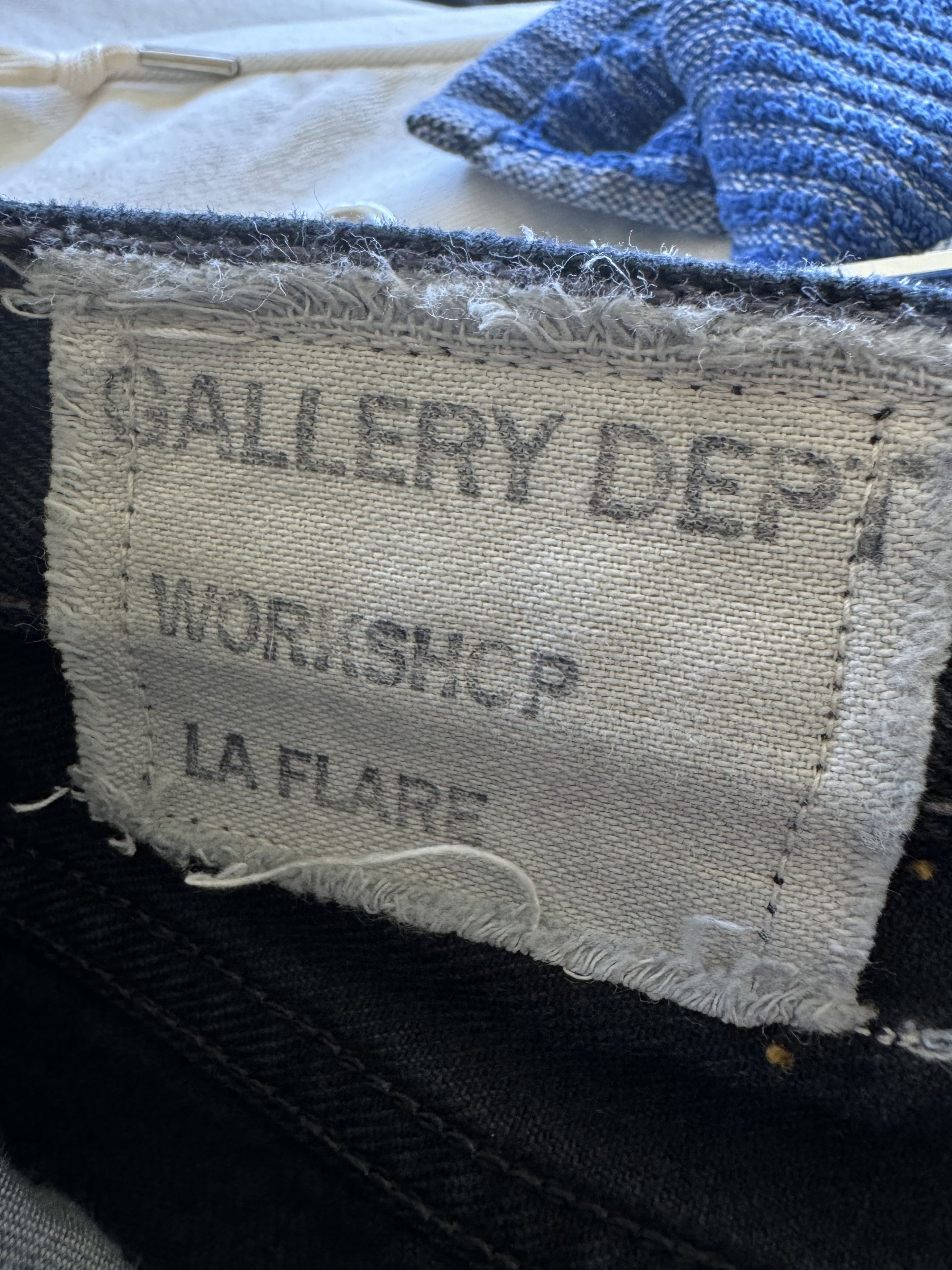 Gallery Dept. 1/1 Black Gallery Dept Flares W G Patches Size US 33 - 17 Thumbnail