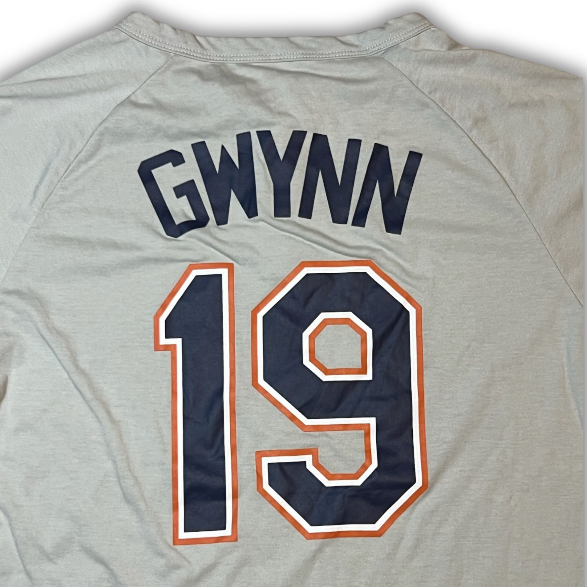 Other Tony Gwynn #19 San Diego Padres Gray Jersey Short Sleeve Rag Size US L / EU 52-54 / 3 - 6 Thumbnail