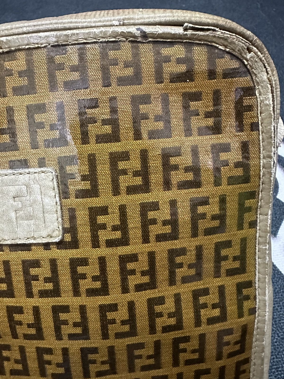 Fendi Fendi monogram sling bag Size ONE SIZE - 14 Thumbnail