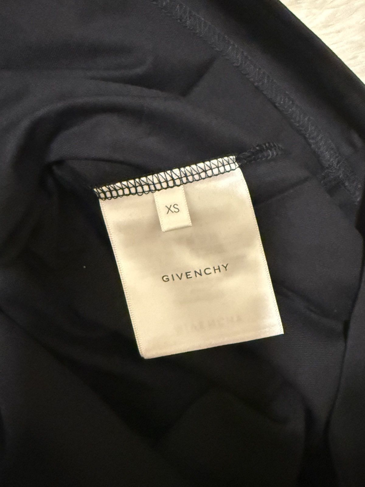Givenchy Givenchy black t shirt Size US XS / EU 42 / 0 - 5 Thumbnail
