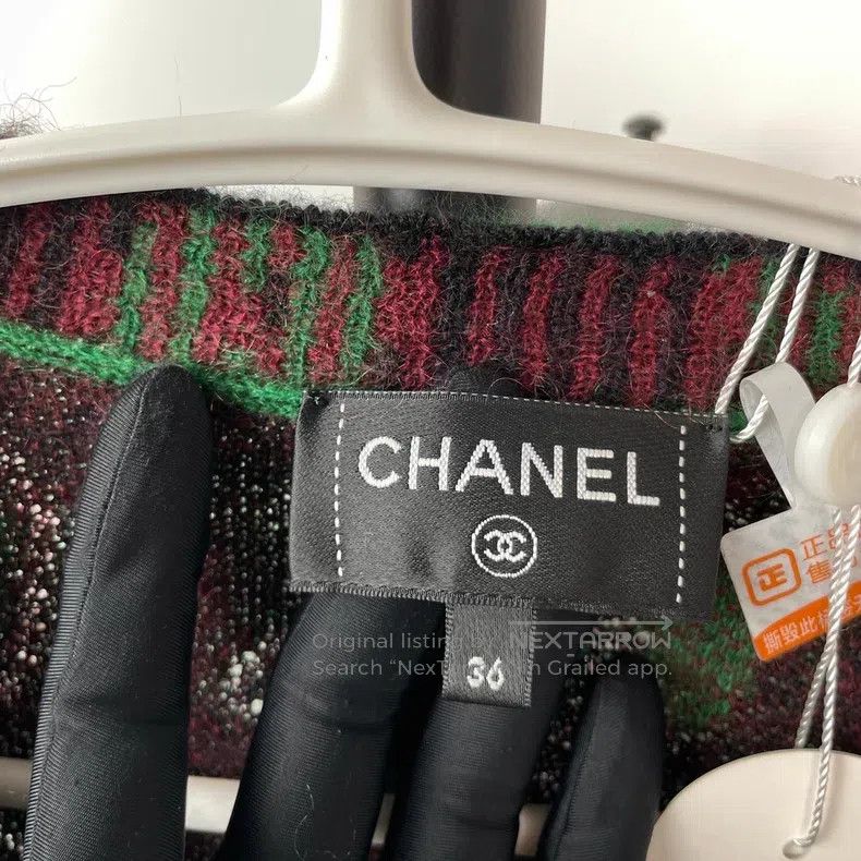 Chanel Chanel Red and green colour matching leopard V-neck sweate Size XS / US 0-2 / IT 36-38 - 6 Thumbnail