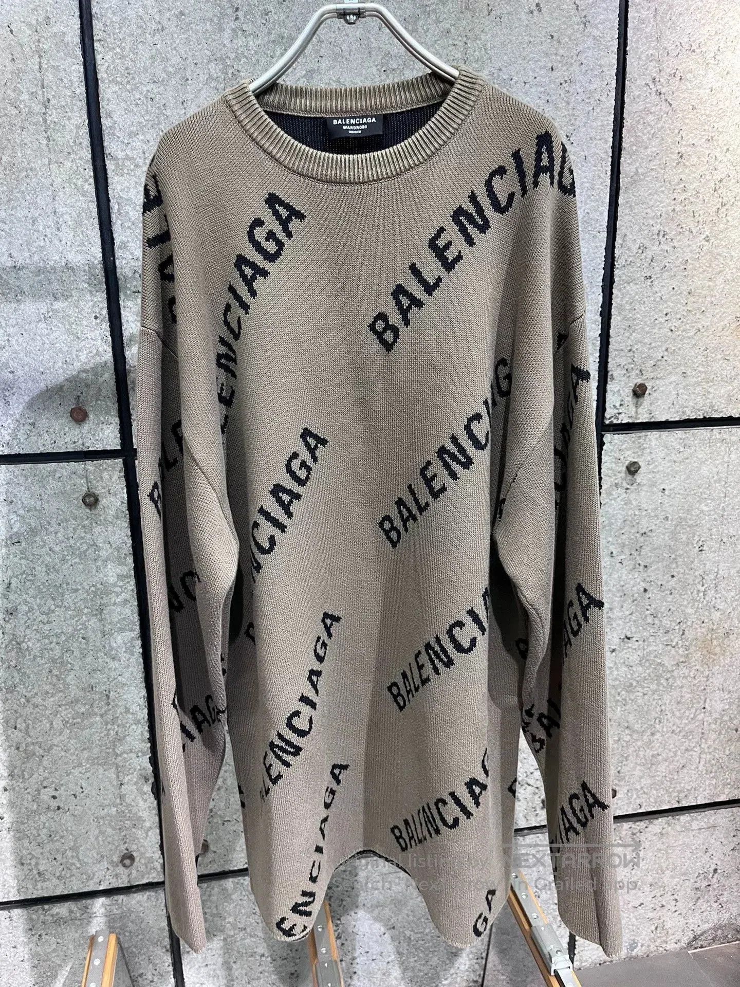 Balenciaga Balenciaga Letter Sweater Size S. Size US S / EU 44-46 / 1 - 1 Thumbnail