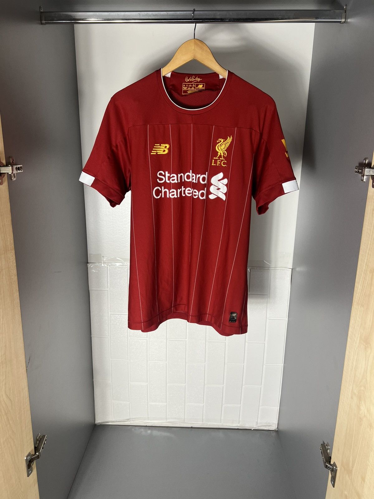New Balance VINTAGE NEW BALANCE FC LIVERPOOL ENGLAND SOCCER JERSEY RETRO Size US L / EU 52-54 / 3 - 1 Thumbnail