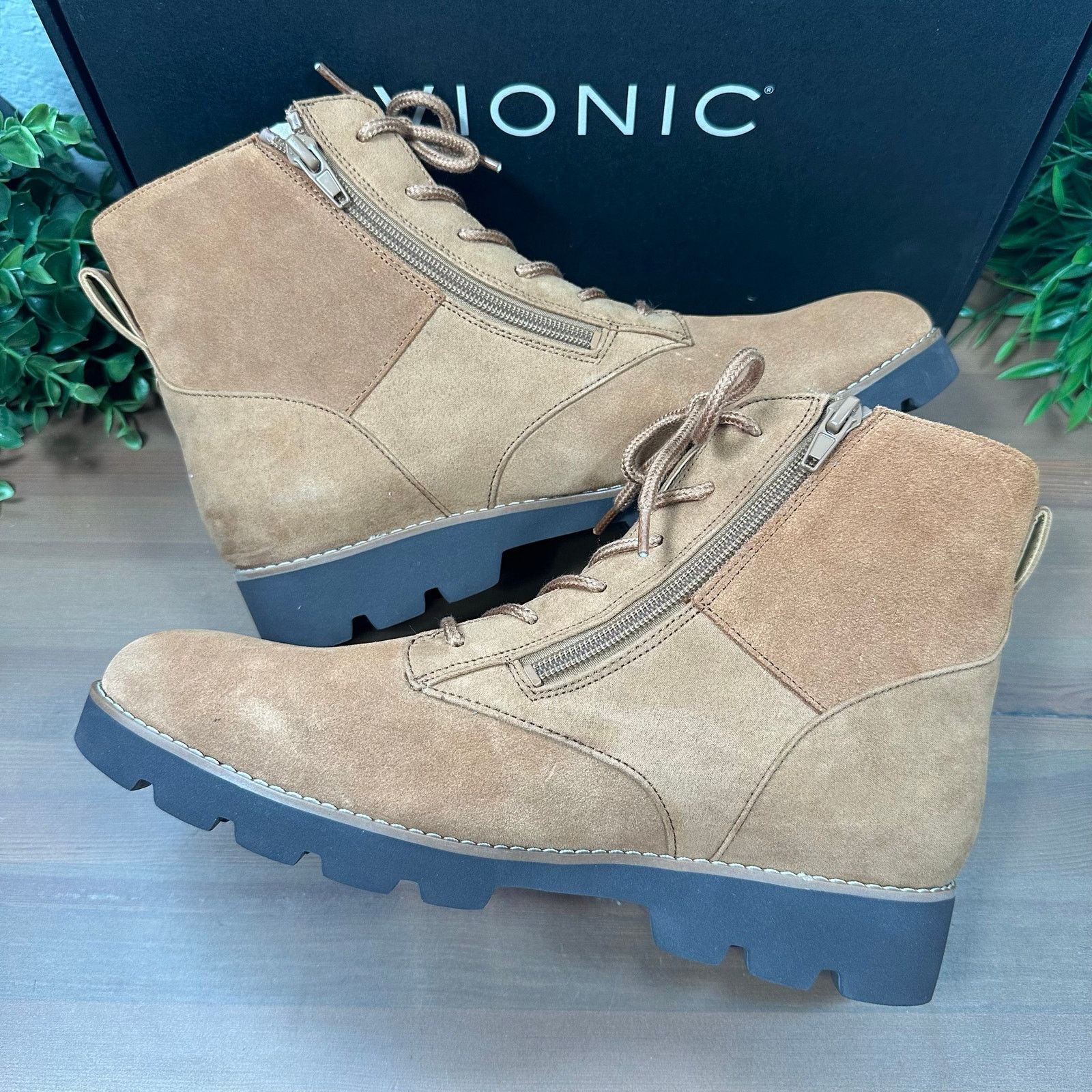 Vionic Vionic Larson Water Repellent Suede Lace-Up Ankle Boots Size US 9.5 / IT 39.5 - 5 Thumbnail