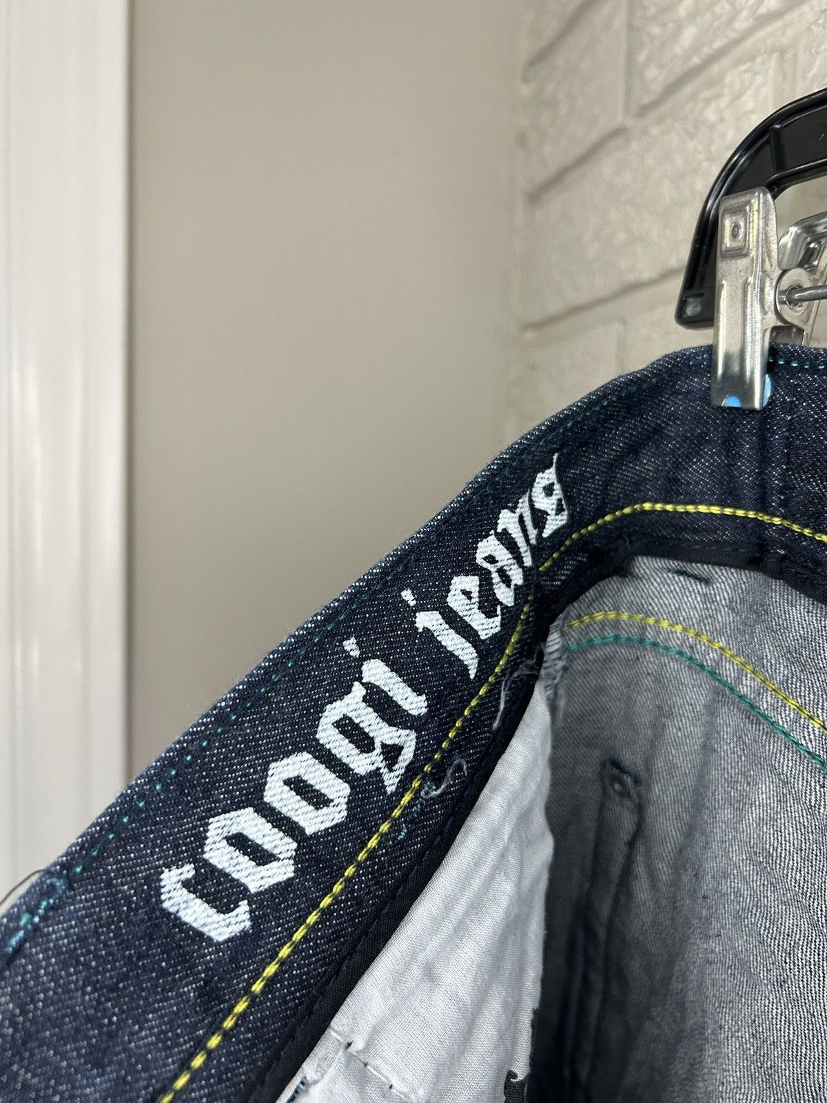 Coogi × Vintage Vintage Coogi Embroidered Baggy Denim Shorts Size US 35 - 10 Thumbnail
