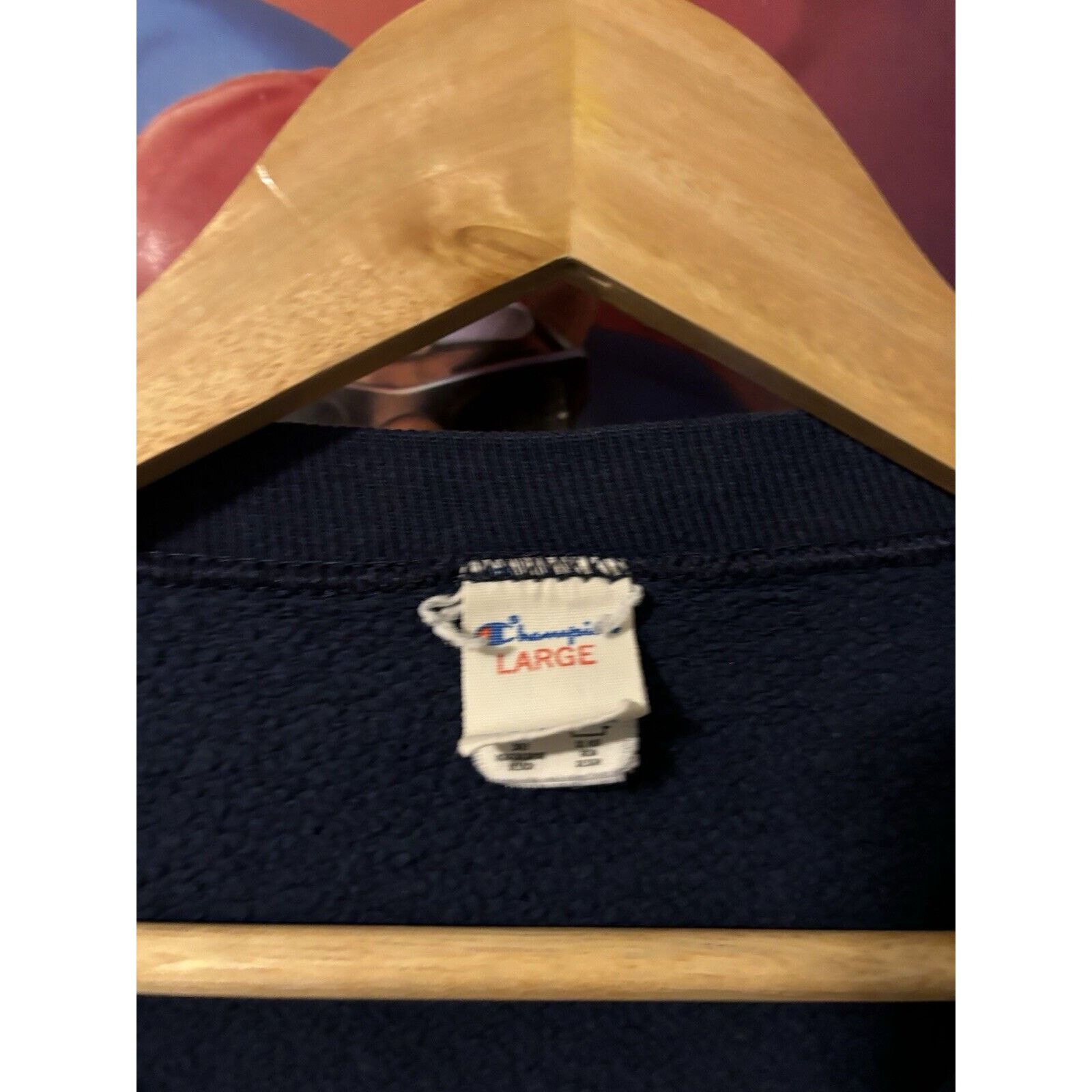 Champion Vintage distressed 80s champion college crewneck size Large Size US L / EU 52-54 / 3 - 3 Thumbnail