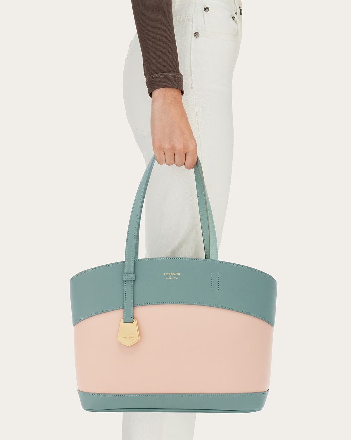 Salvatore Ferragamo o1s1rm0824 Size: OS / Charming Tote Bag in Sea Green/Pink Size ONE SIZE - 5 Thumbnail