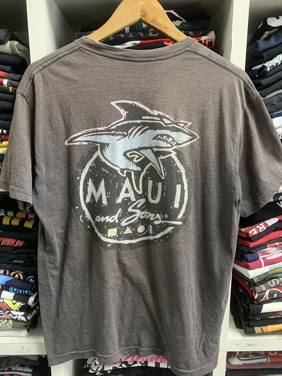 Maui and Sons × Vintage Vintage Maui And Sons T-shirt Size US M / EU 48-50 / 2 - 8 Thumbnail