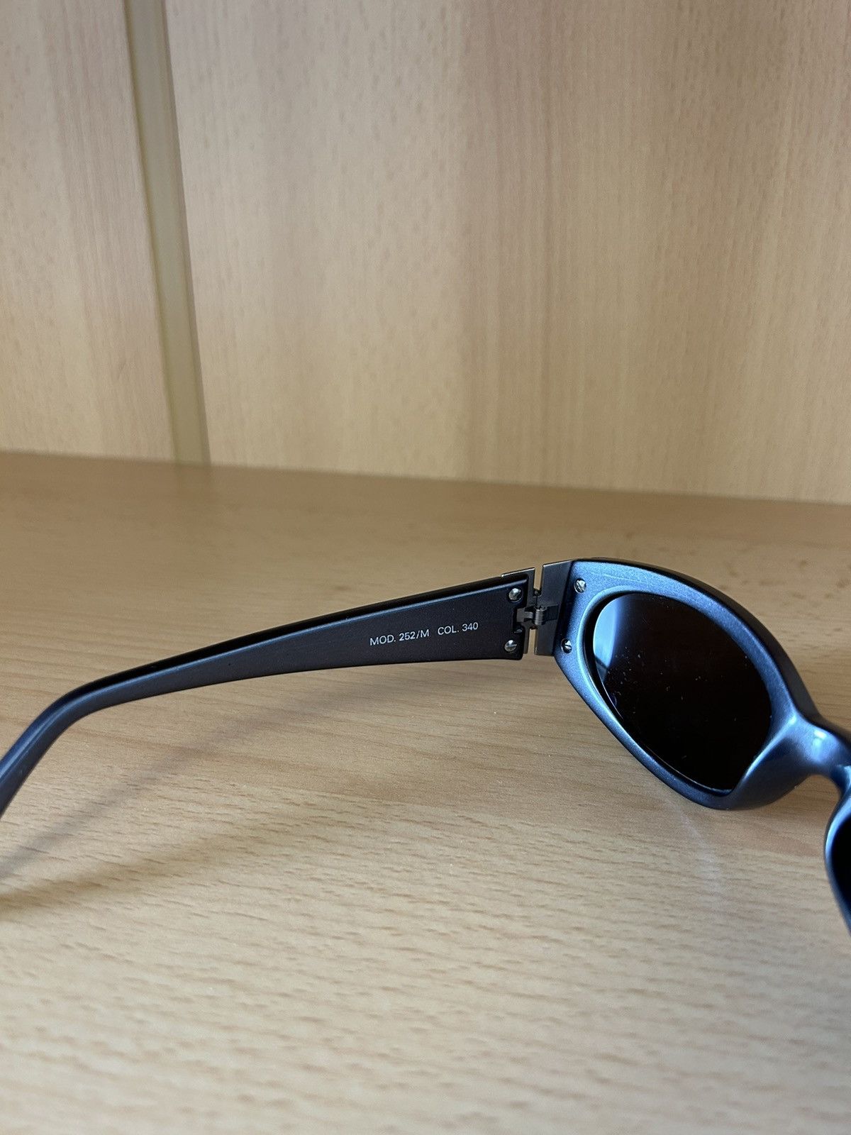 Versace Gianni Versace sunglasses Size ONE SIZE - 4 Thumbnail
