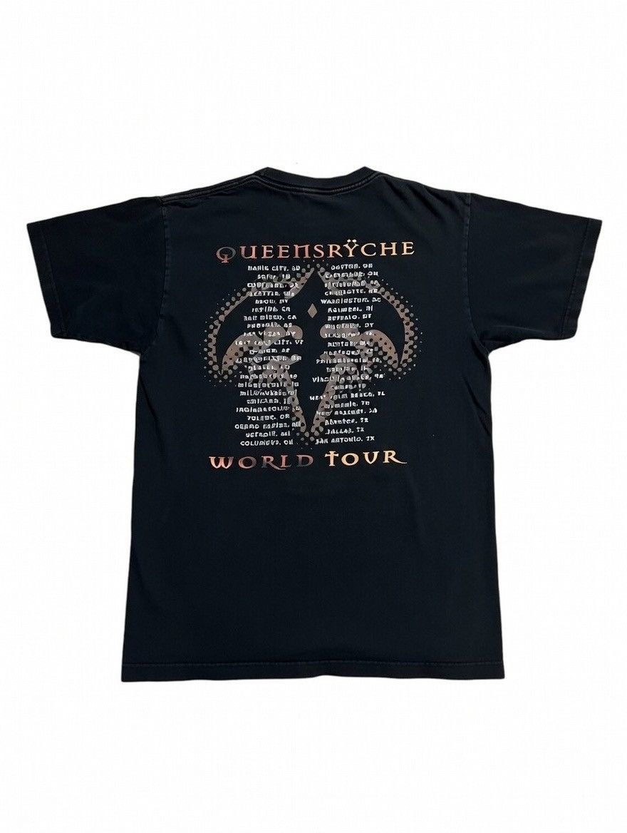 Band Tees vintage Queensrÿche world tour T-shirt Size US XL / EU 56 / 4 - 2 Thumbnail