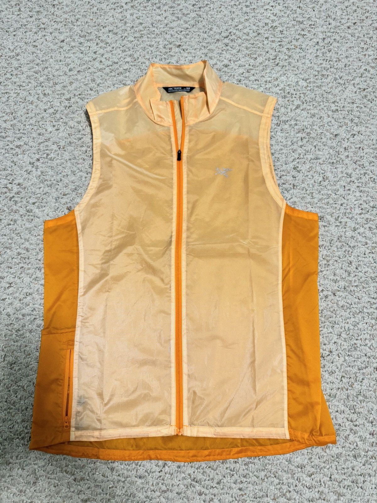 Arc'teryx Arcteryx Yellow Light Weight Vest Size M / US 6-8 / IT 42-44 - 1 Thumbnail