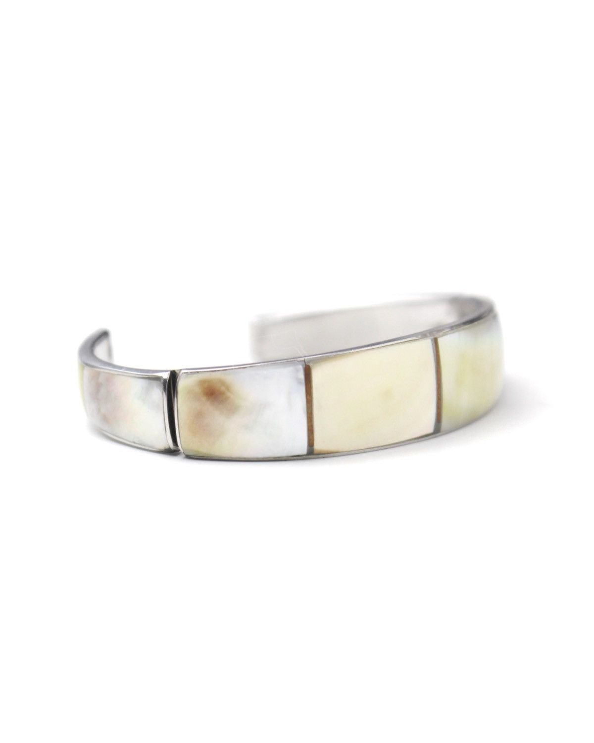 Vintage 2000S JAPANESE MADE MOONLIT SHELL – MOTHER OF PEARL CUFF Size ONE SIZE - 2 Thumbnail