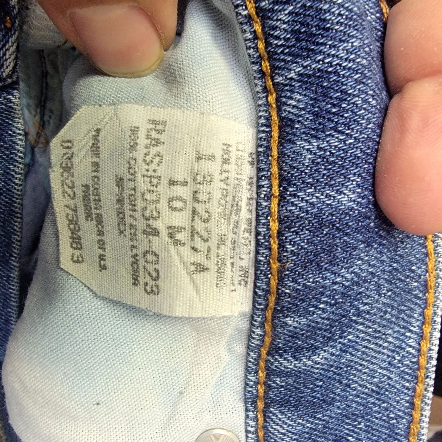 Vintage vtg Riders jeans 10M straight high waist rise western Women 10 Blue Denim Vintage Regular Rise 31in Inseam 31in Jacket? Size 32" / US 10 / IT 46 - 2 Thumbnail