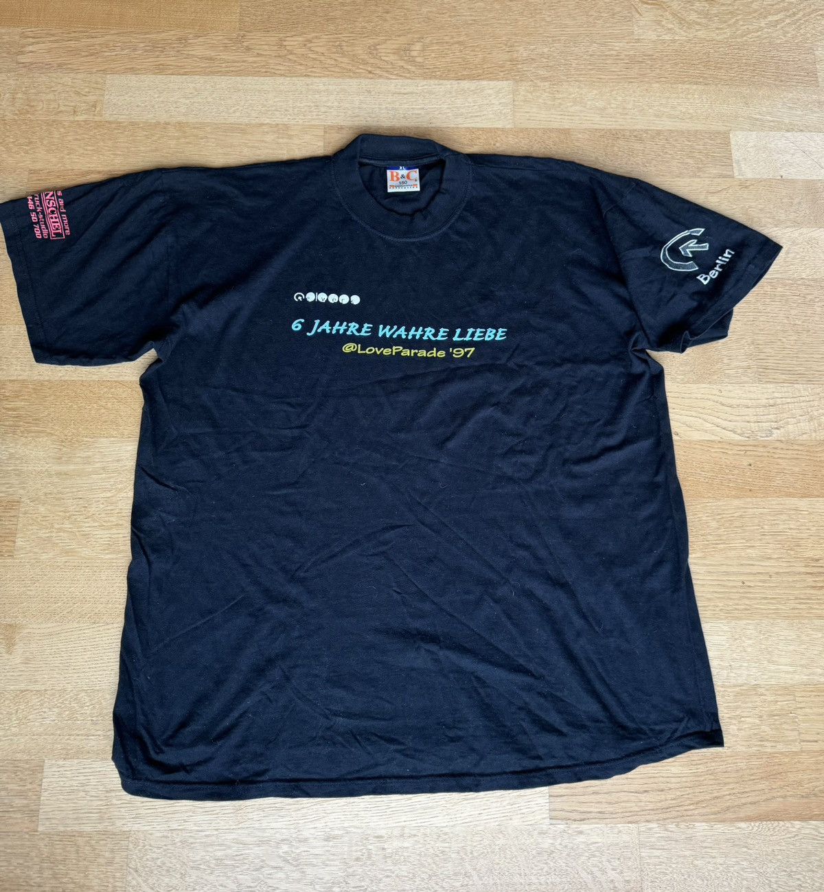 Walter Van Beirendonck VTG 1997 Love Parade e-Werk Berlin Crew Shirt Size US L / EU 52-54 / 3 - 12 Thumbnail