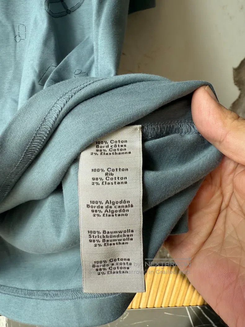 Hermes Hermes size 3XL Spring-summer men's round-neck short-sleeve Size US S / EU 44-46 / 1 - 6 Thumbnail