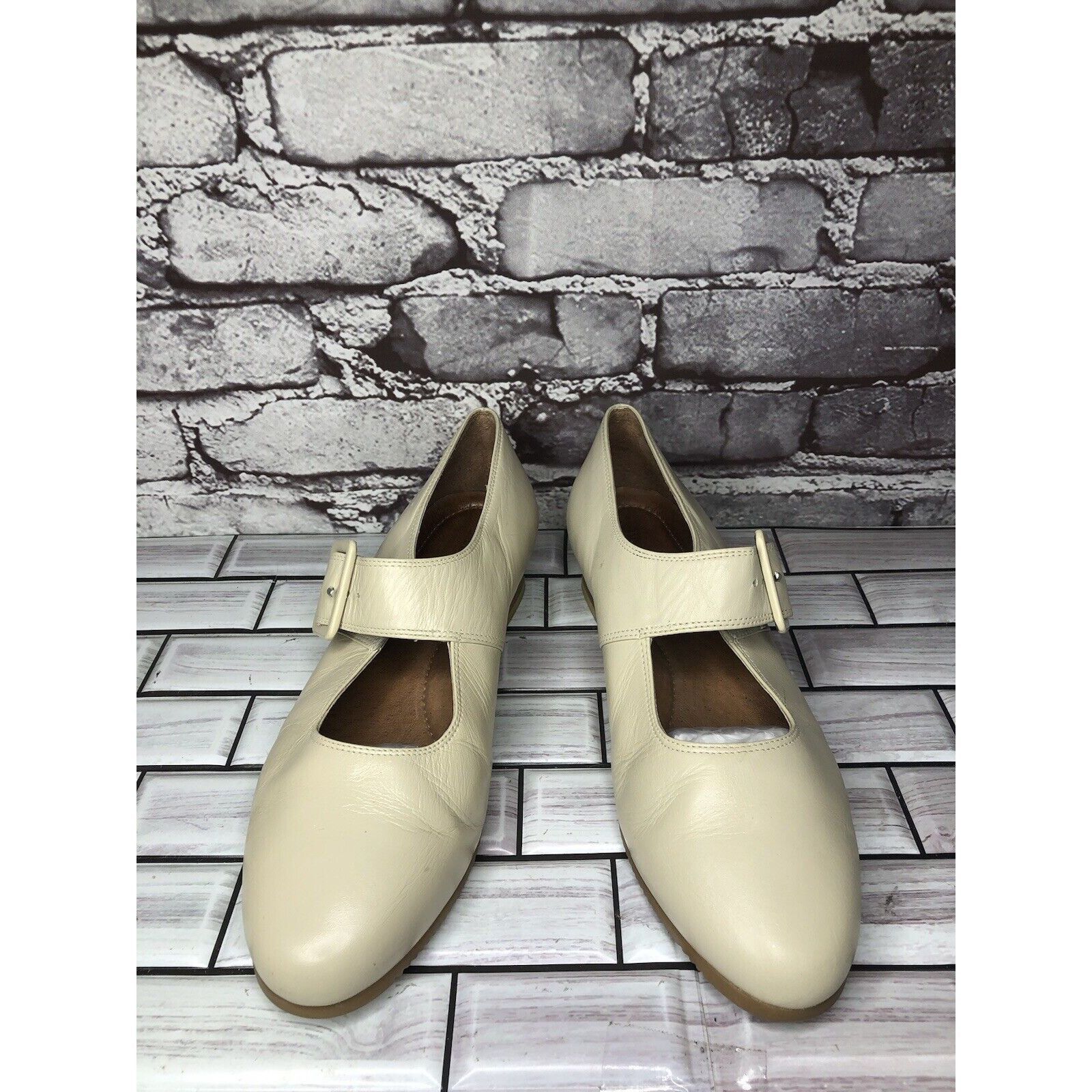 Beautiful Ful BeautiFeel Ivory Cream Leather Mary Jane Strap Pumps Shoes W Size US 9 / IT 39 - 10 Thumbnail