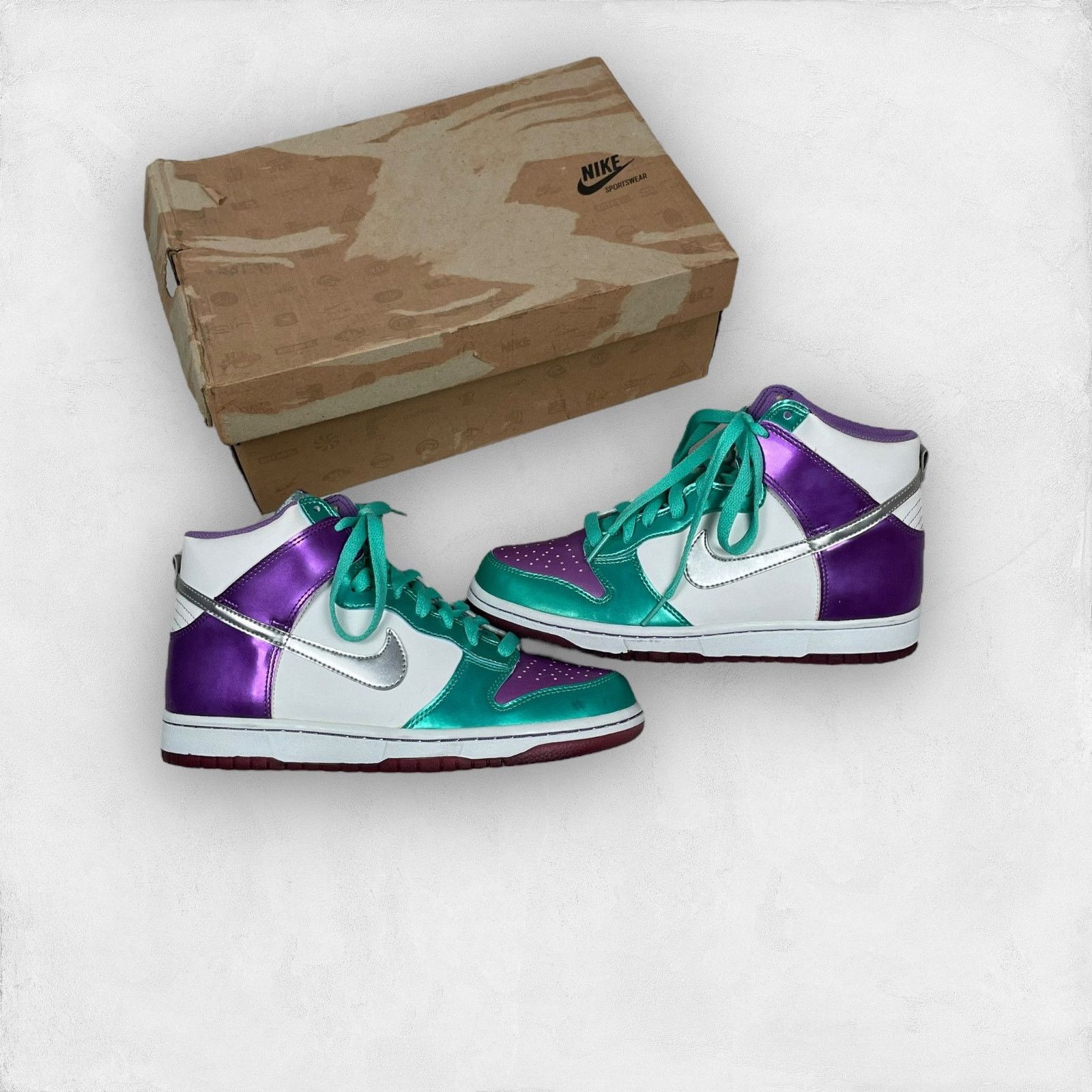 Nike Nike Dunk High GS 308319-101 White Purple Athletic Shoes 6.5 Size US 6.5 / EU 39-40 - 1 Thumbnail