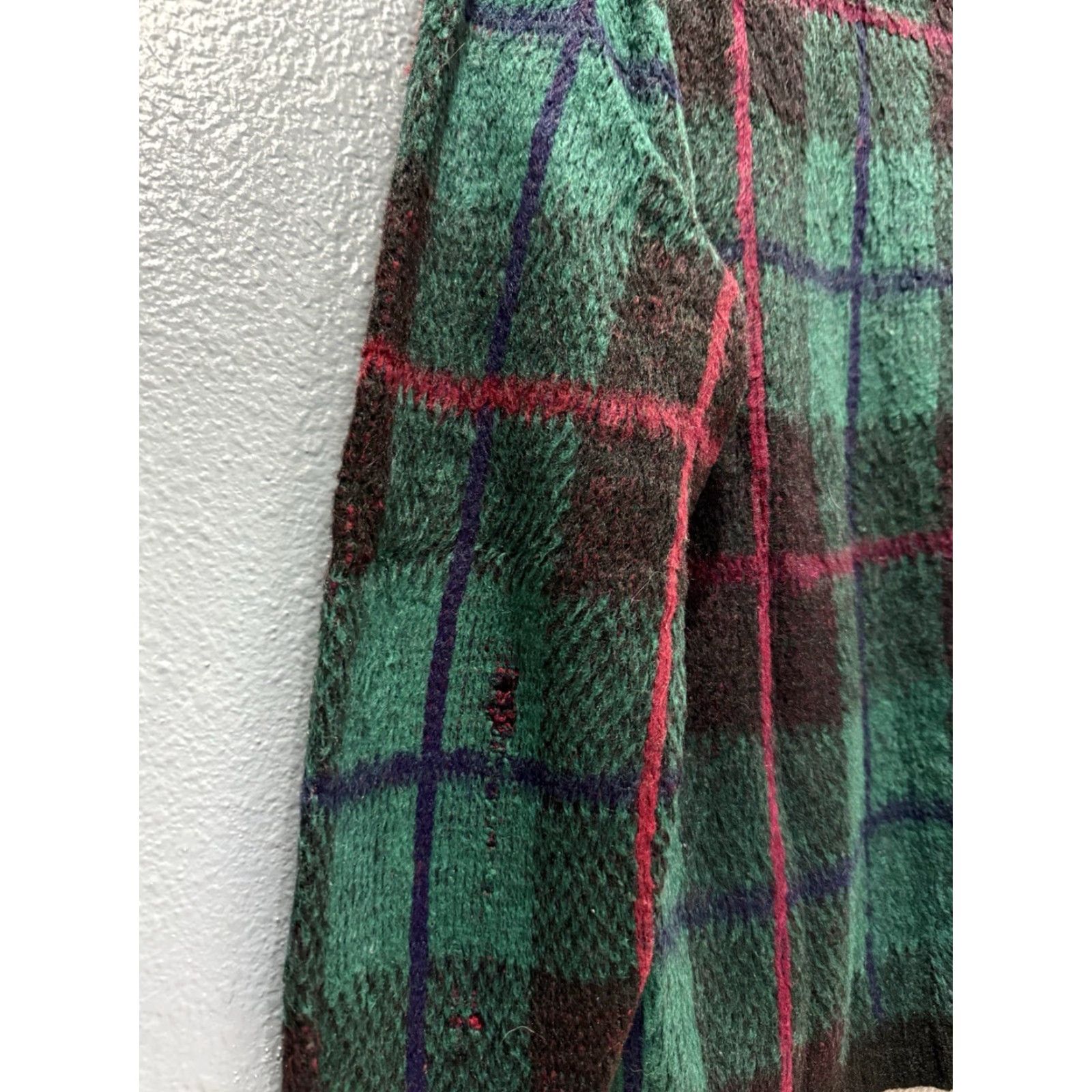 Vintage VINTAGE Campus Mohair Plaid Sweater N Neck Mens L USA Made Size US L / EU 52-54 / 3 - 6 Thumbnail