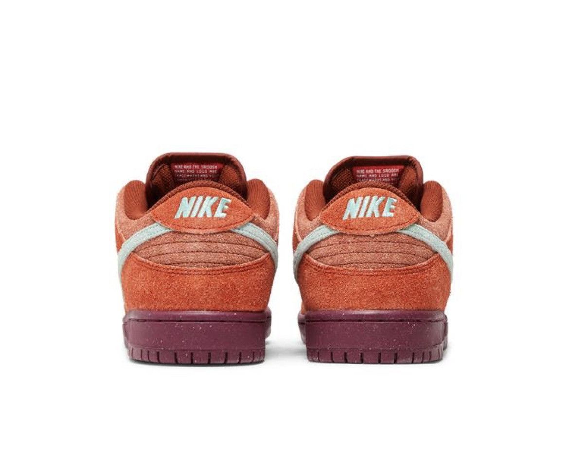 Nike Nike SB Dunk Mystic Red Size US 10 / EU 43 - 7 Thumbnail