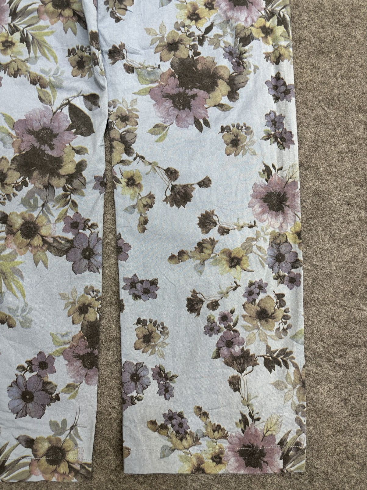Ts(S) 💥Floral Style💥Archival ts(s) Light Baker Pant F588 Size US 35 - 13 Thumbnail