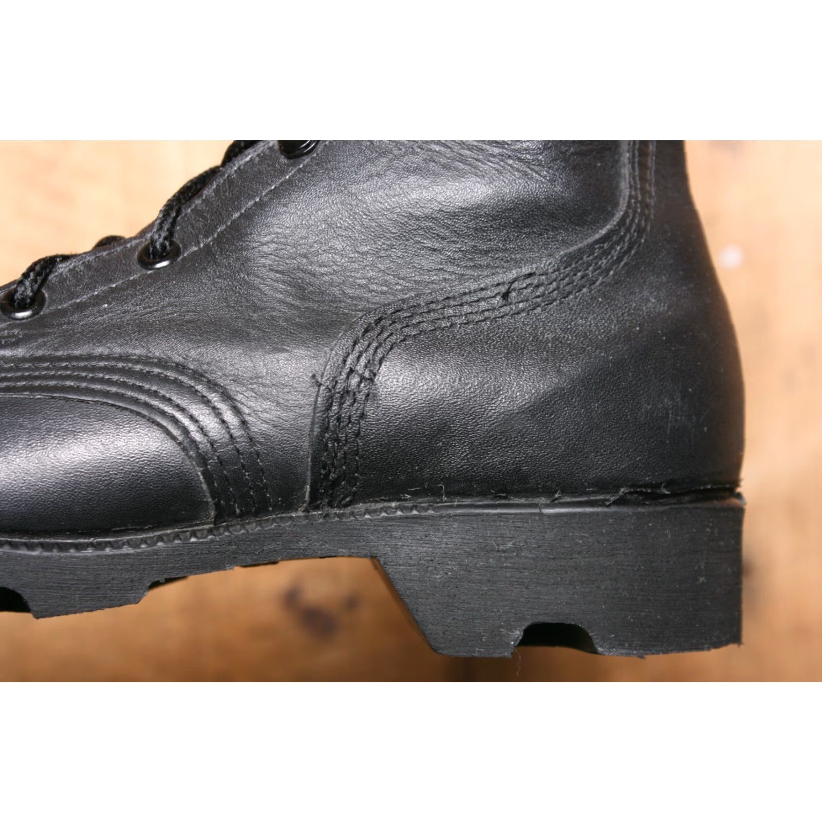 Vintage VINTAGE Ro-SEARCH Black Leather Combat Boots Mens 4R (Regular Width) Size 4 US Shoes Men Black Combat Boots 1997 90s Size US 5 / EU 37 - 6 Thumbnail
