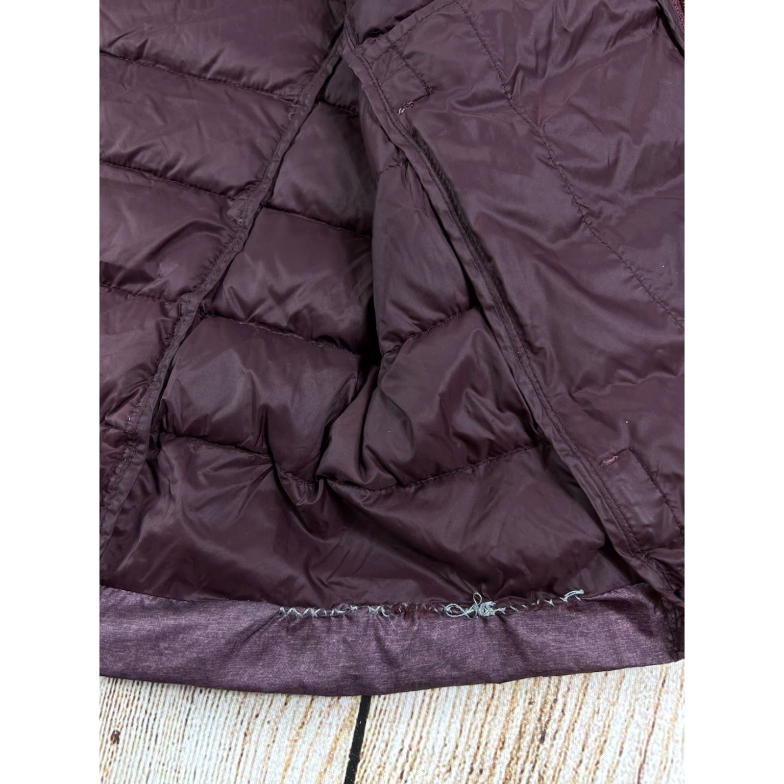 Eddie Bauer **Eddie Bauer Women’s Burgandy Puffer Down Jacket Size XS** User: **Eddie Bauer Women’s Burgundy Puffer Down Jacket Size XS** Size XS / US 0-2 / IT 36-38 - 7 Thumbnail