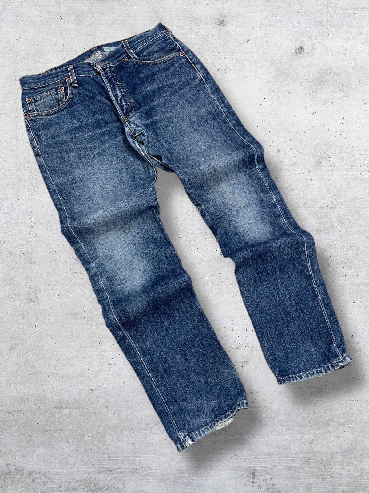 Levi's Vintage Clothing VINTAGE 501 LEVIS USA DESIGNER 90S DISTRESSED INDIGO DENIM Size US 31 - 2 Thumbnail