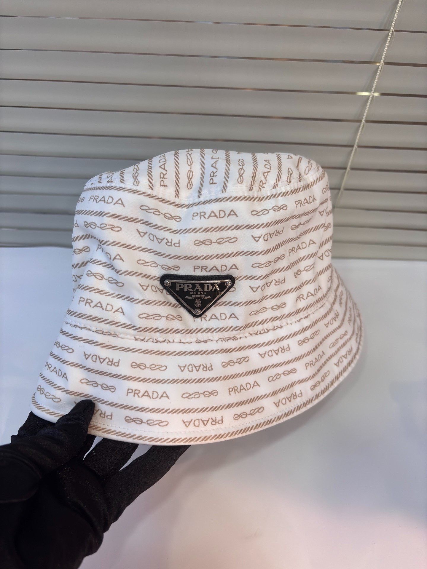 Prada Prada White Limited Edition Bucket Hat Size ONE SIZE - 1 Thumbnail