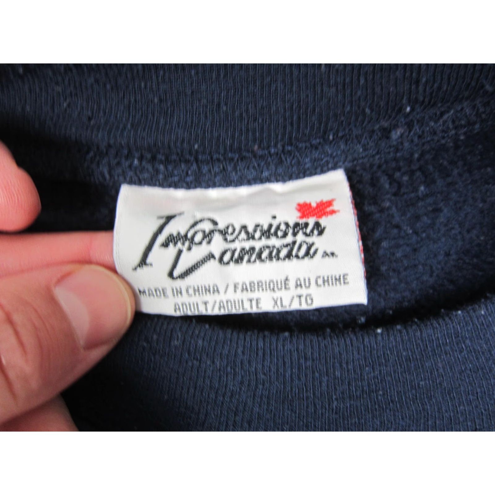 Vintage VINTAGE Impressions Canada Sweatshirt Mens XL Blue Embroidered Pullover 90s Crew Neck 100% Cotton Polyester Fleece Size US XL / EU 56 / 4 - 4 Thumbnail