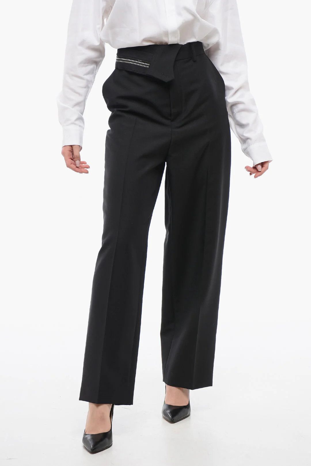 Fendi og1mm0326 Crop Carrot-Fit Pant in Black Size 30" / US 8 / IT 44 - 1 Thumbnail