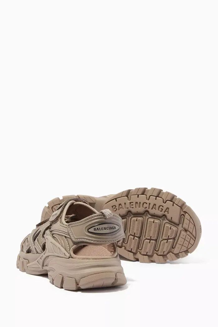 Balenciaga o1in1g0526 Size: KIDS 29 / Track Sandals In Beige Size US 5 / EU 37 - 3 Thumbnail