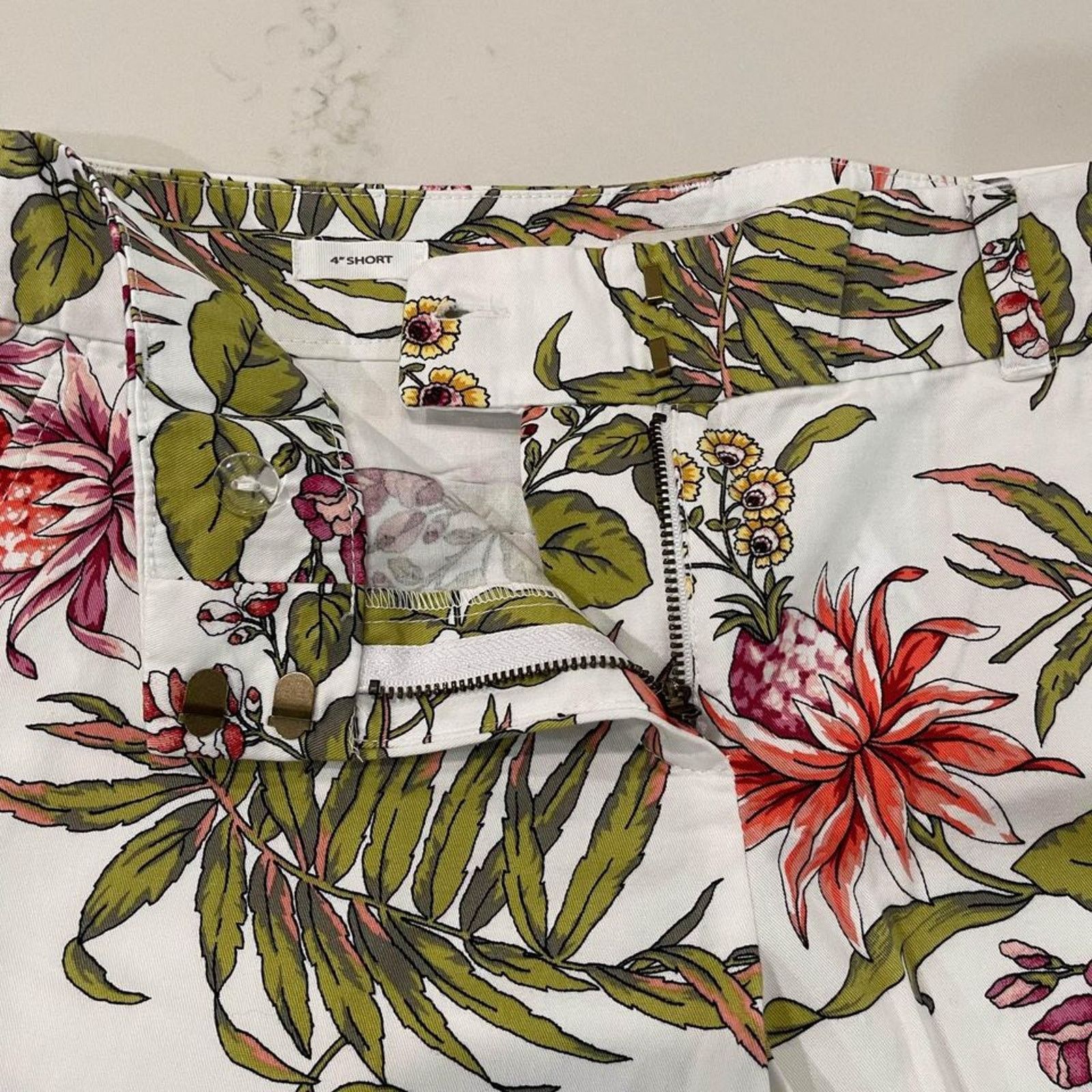 Loft Loft Outlet Women's Shorts 4 Floral Pockets 4" Short NWT Size 27" / US 4 / IT 40 - 2 Thumbnail