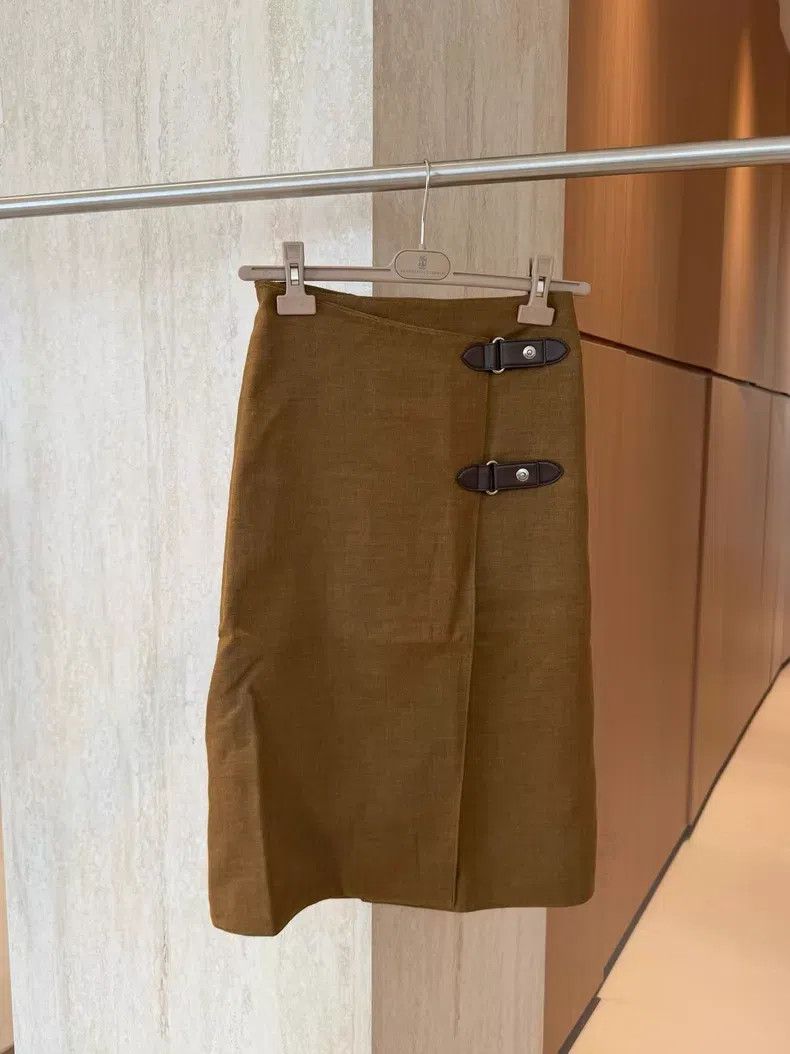 Loro Piana Loro Piana Camel Linen and Wool Blend Buckle Skirt Size 25" / US 0 / IT 36 - 1 Thumbnail
