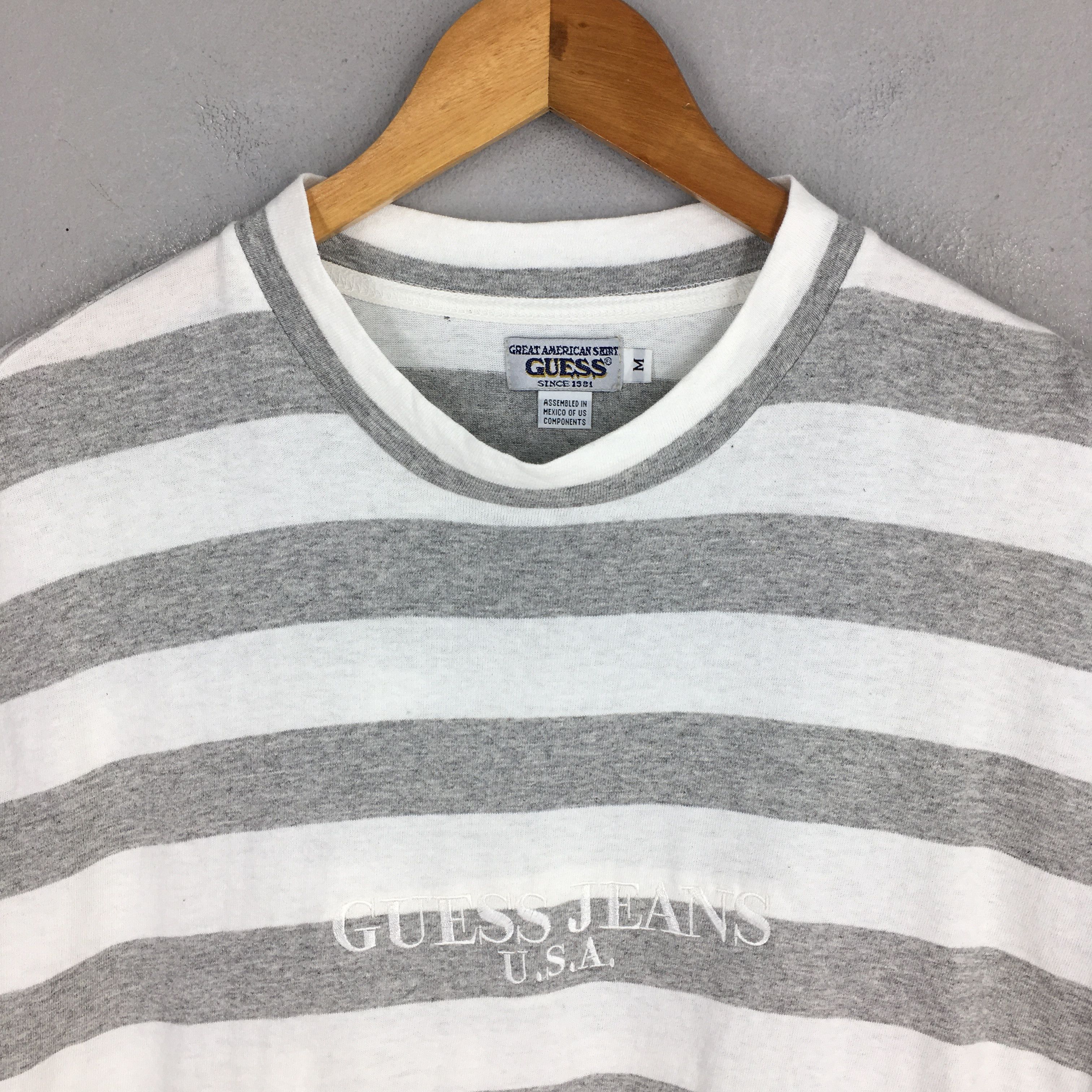 Guess × Jean × Vintage Vintage Guess Jeans Usa Stripes Gray T shirt Medium Size US M / EU 48-50 / 2 - 2 Thumbnail