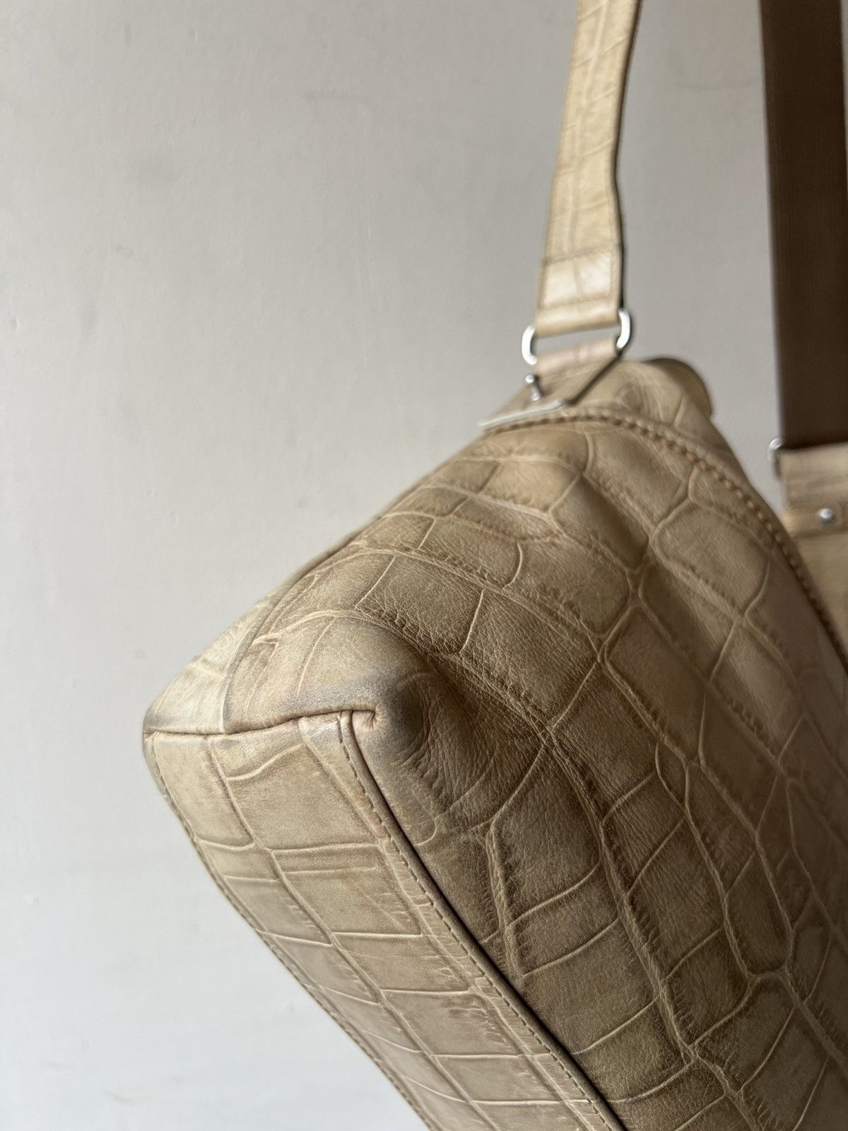 Leather COTO Japan Patina Embossed Crocodile All Leather Sling Bag Size ONE SIZE - 21 Thumbnail