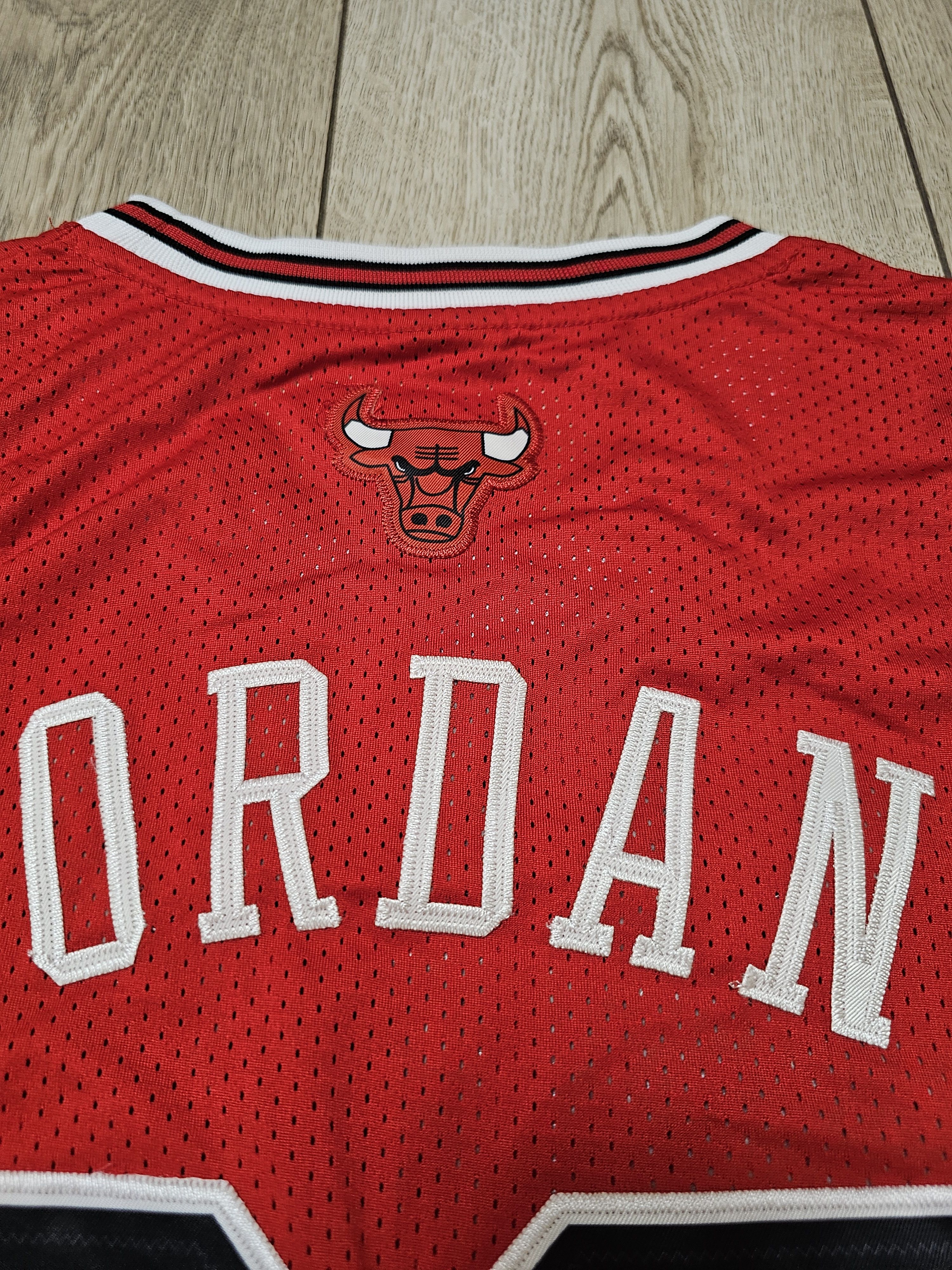 All Sport × NBA × Vintage CHICAGO BULLS NIKE VINTAGE JORDAN JERSEY BASKETBALL SHIRT Size US S / EU 44-46 / 1 - 5 Thumbnail
