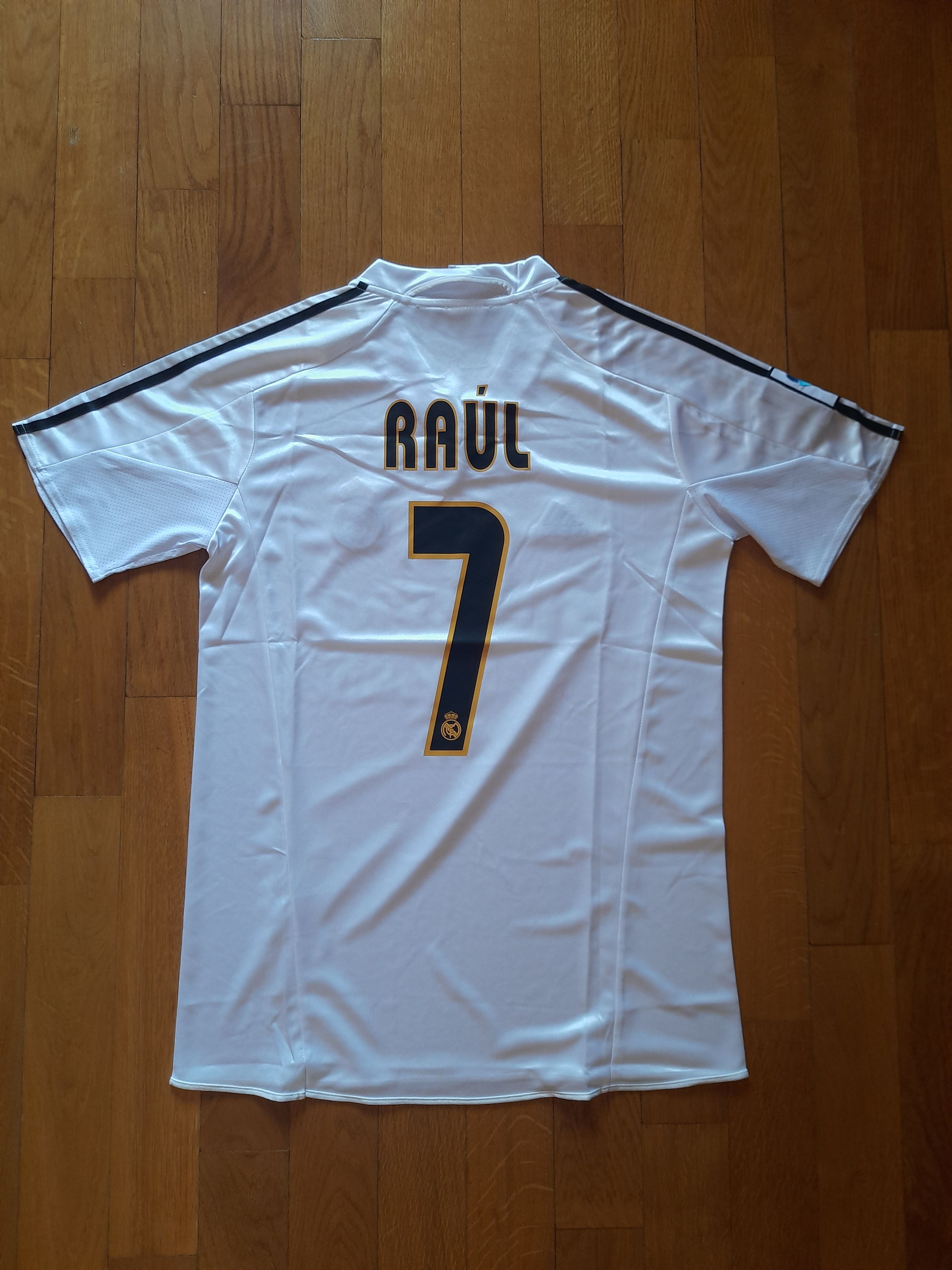 Other Raul 2004 2005 Real Madrid Soccer Football Size US L / EU 52-54 / 3 - 1 Thumbnail