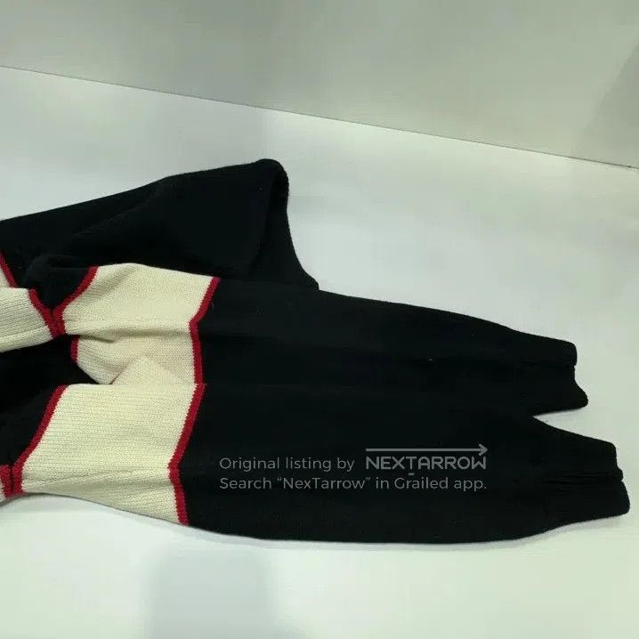 Givenchy Givenchy Men's Ribbon Heavyweight Round Neck Sweater. Size US L / EU 52-54 / 3 - 8 Thumbnail