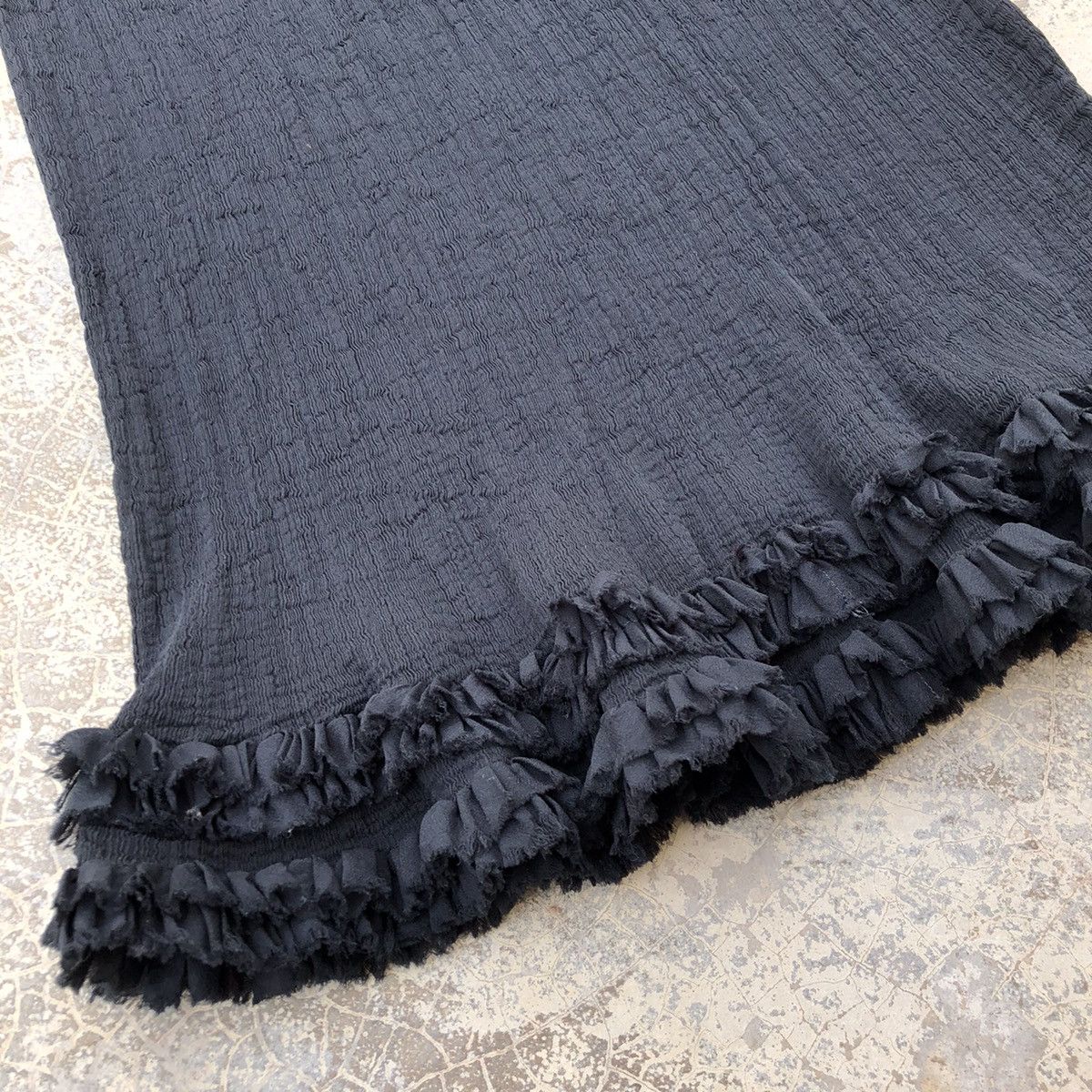 Issey Miyake ME Issey Miyake Pleated Midi Skirt Size 30" / US 8 / IT 44 - 4 Thumbnail