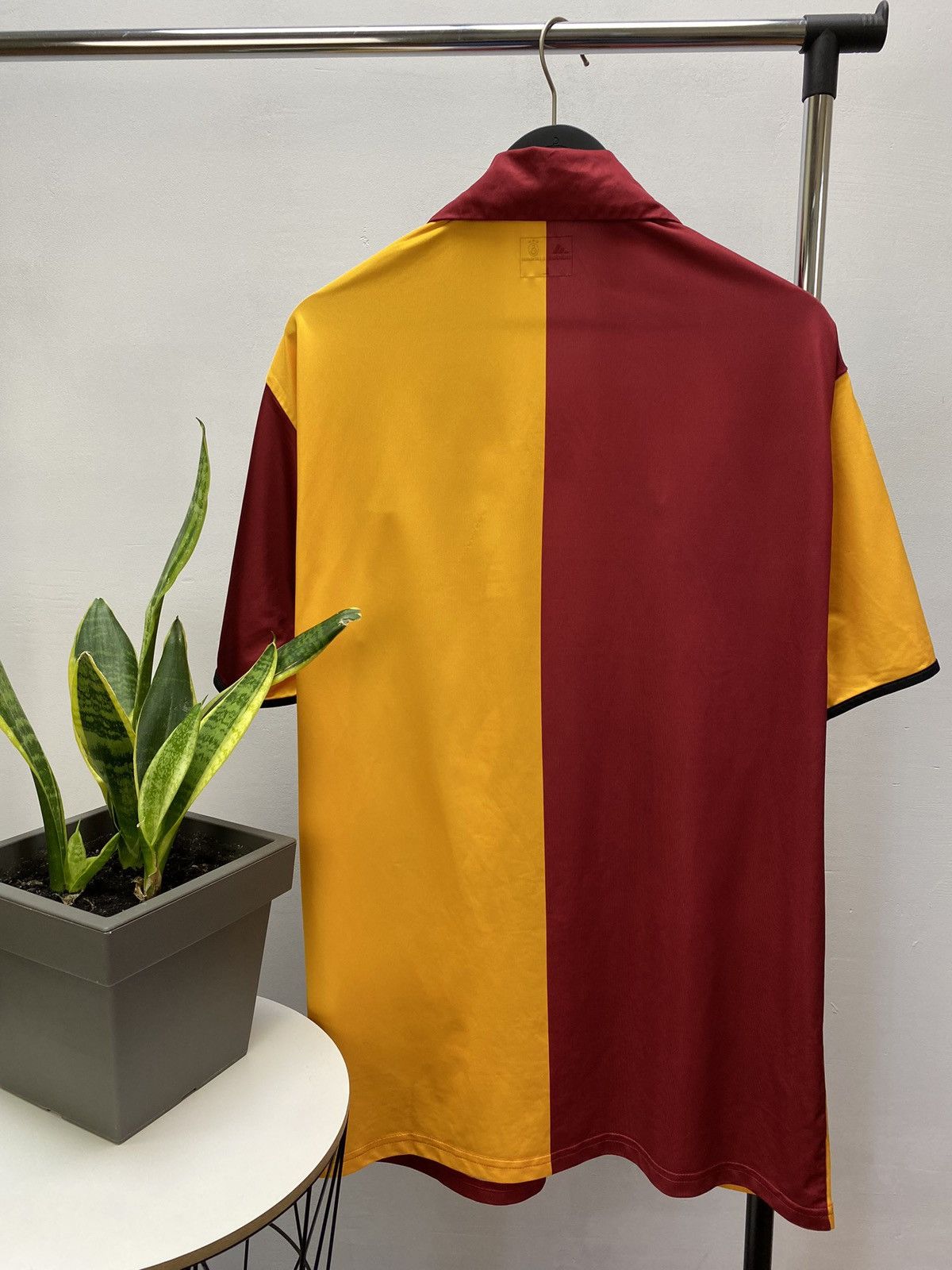 Vintage Adidas Galatasaray 2004 2005 Home Soccer Jersey/Shorts Set Size US L / EU 52-54 / 3 - 13 Thumbnail