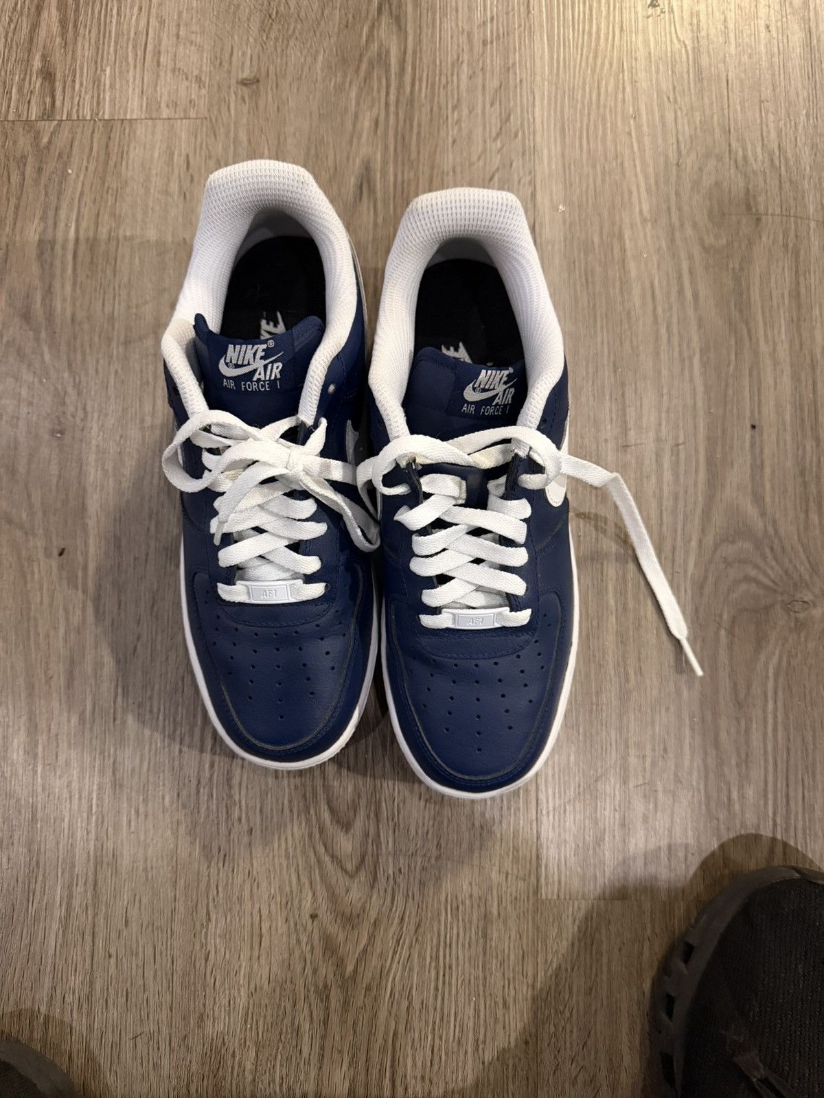 Nike Air force Size US 7 / EU 40 - 2 Thumbnail