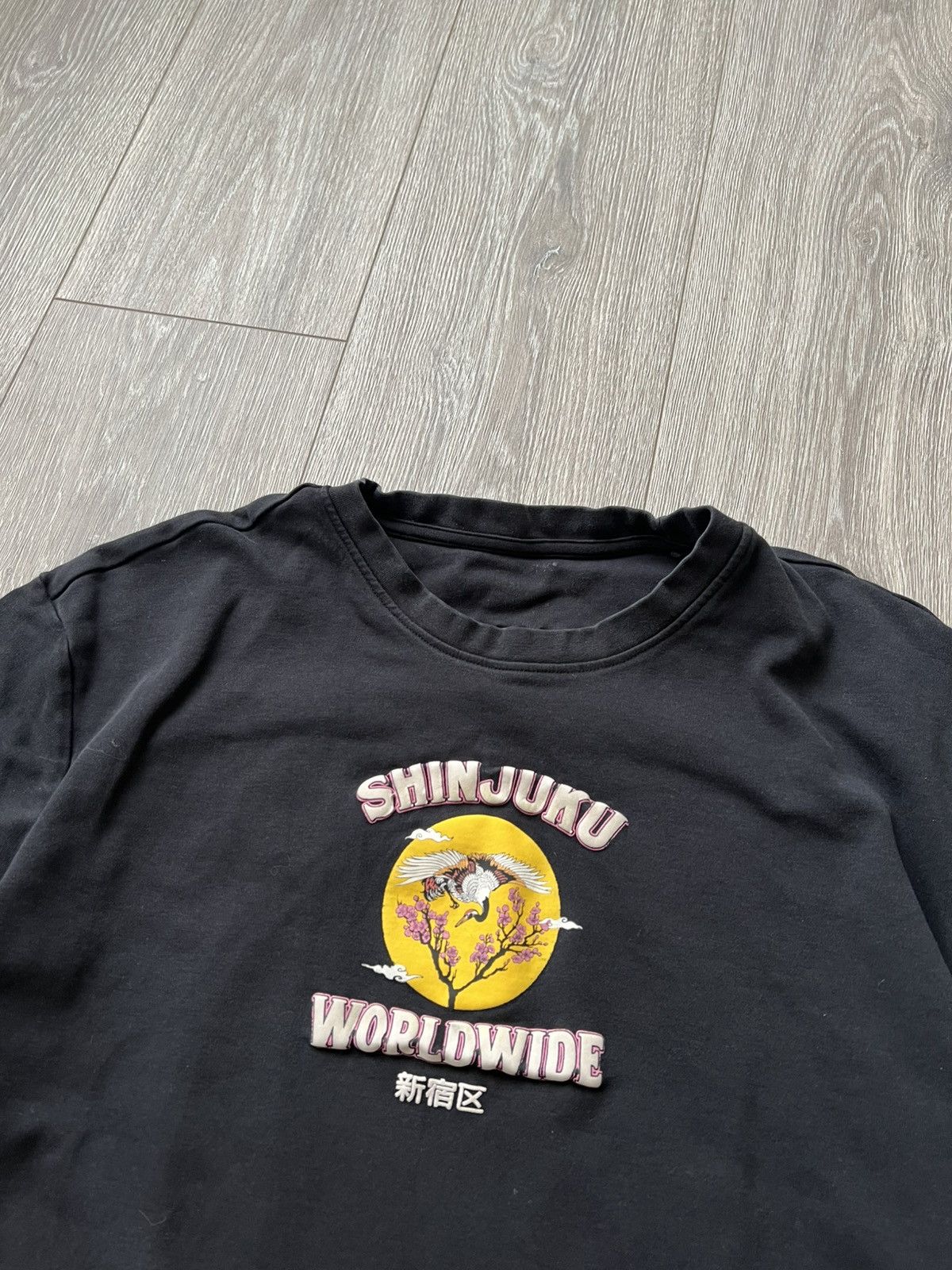 Japanese Brand Japan Shinjuku Worldwide Tee T-Shirt Size US XL / EU 56 / 4 - 8 Thumbnail