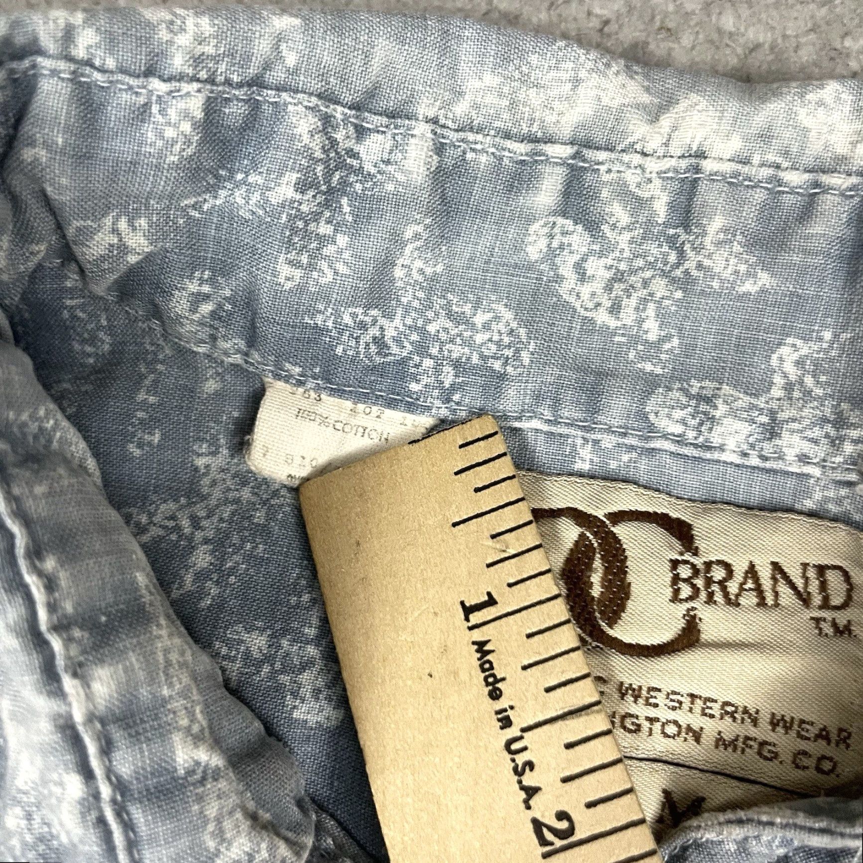 Vintage VINTAGE Dee Cee Pearl Snap Shirt Adult XL Blue Distressed Rancher Western DC Shirt Men XL Blue Floral Cotton Woven Button-Up Western Mens Size US XL / EU 56 / 4 - 6 Thumbnail