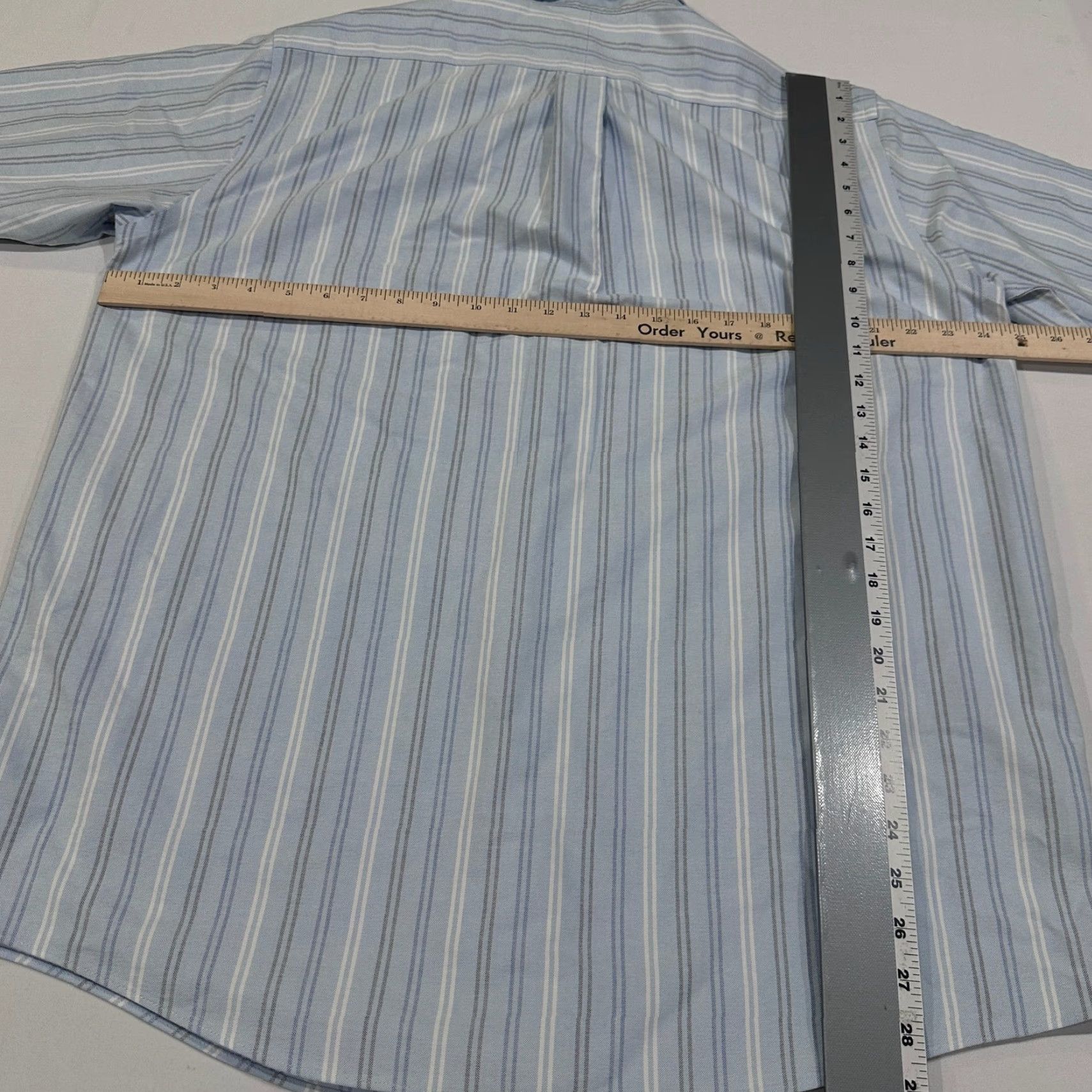 Vintage VINTAGE L.L. Bean Shirt Button-Up Striped Short Sleeve 100% Cotton Blue White Gray L Mens 90s Y2K Preppy Vintage Repair Size US L / EU 52-54 / 3 - 5 Thumbnail