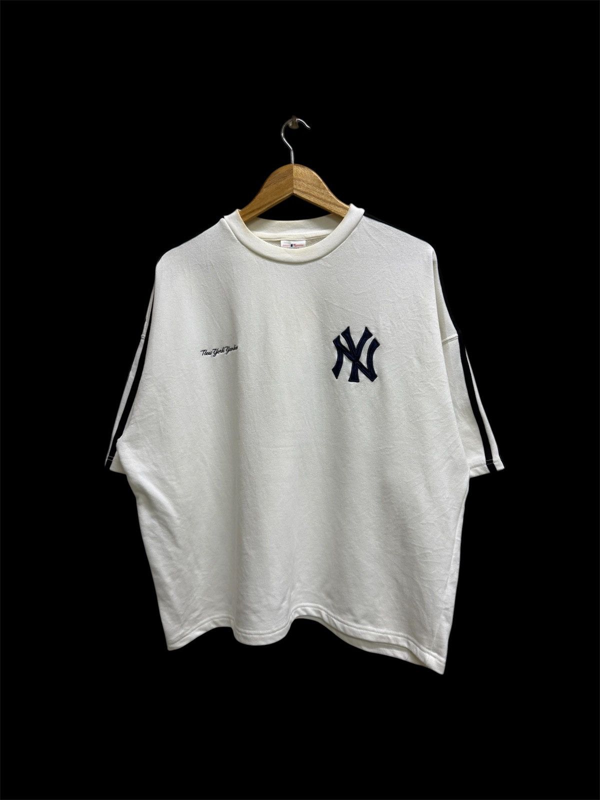 New York Yankees New York Yankees Boxy Shortsleeve Sweatshirt Size US L / EU 52-54 / 3 - 1 Thumbnail