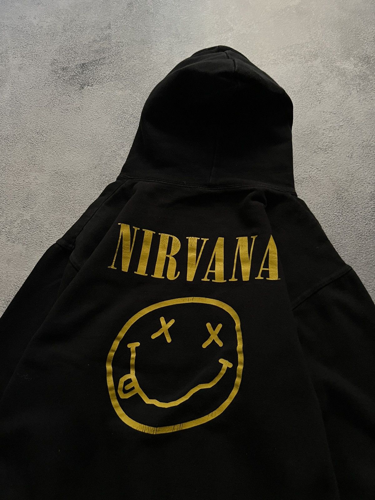 Band Tees × Nirvana × Vintage Vintage Y2k Nirvana Smile Big Logo Hoodie 00’s Size US L / EU 52-54 / 3 - 8 Thumbnail