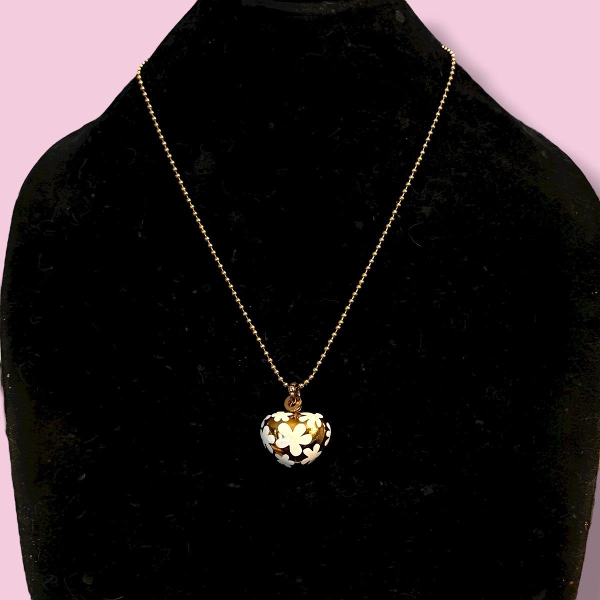 Other Folli Follie gold tone floral puffed heart pendant necklace Size ONE SIZE - 1 Thumbnail